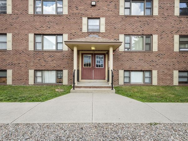 135 Vale Street, Unit 16, Fall River, MA 02724