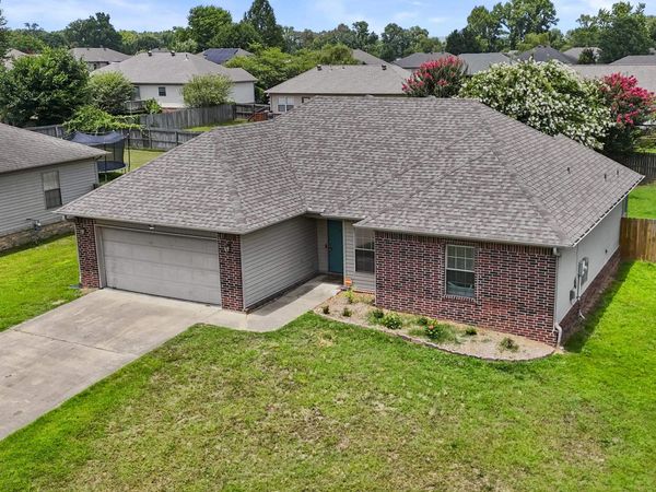 40 Rosebud Circle, Cabot, AR 72076
