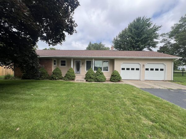 152 W Chicago Road, Coldwater, MI 49036