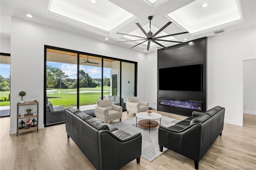 896 SW Squire Johns Lane , Palm City, FL 34990 Photo