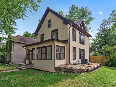 2900 30th Avenue S, Minneapolis, MN 55406