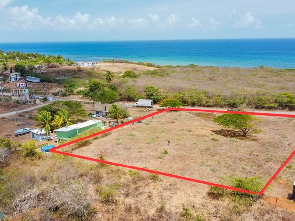 200 200, Vieques, PR 00765