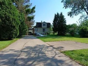 435 Riverbank Street, Wyandotte, MI 48192