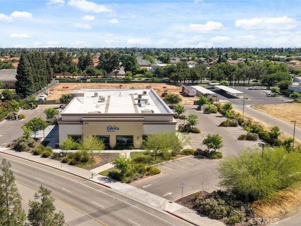 4679 W Spruce, Fresno, CA 93722