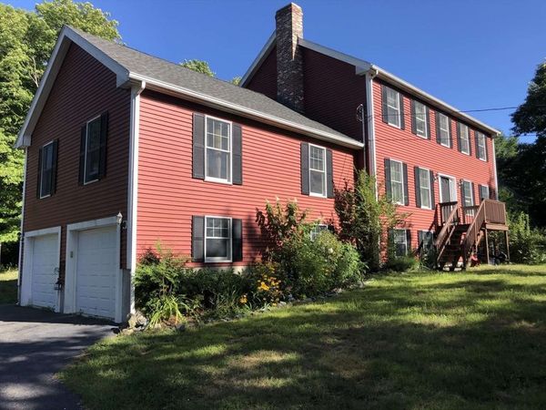 22 Valley Forge Circle, Unit 2, West Boylston, MA 01583