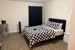 109 Thornwell Court photo 4