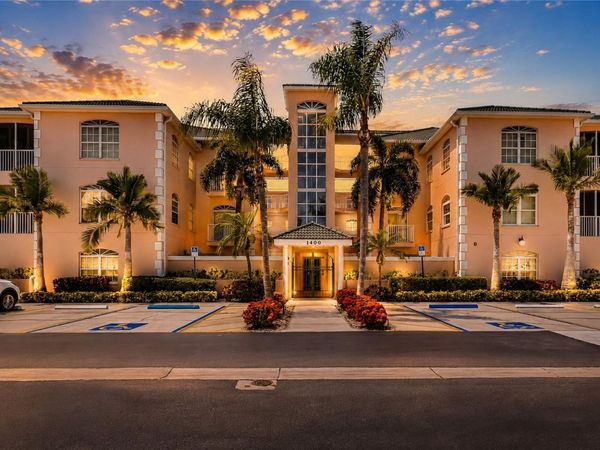1402 GONDOLA PARK DRIVE , Unit 1402, VENICE, FL 34292