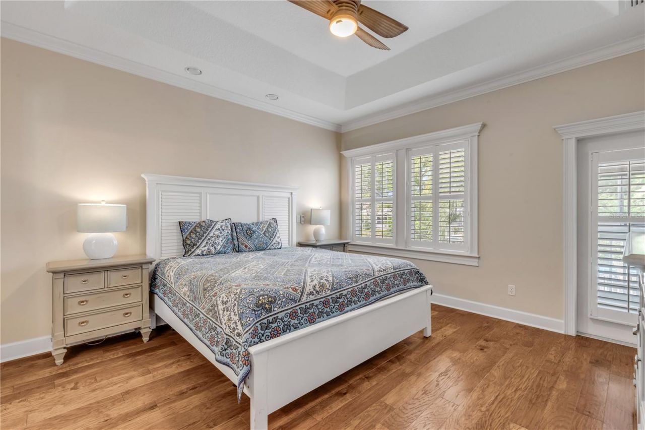 521 S Peninsula Avenue, New Smyrna Beach, FL 32169 Photo