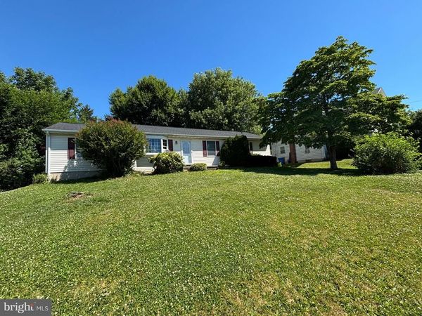 311 CHERRY STREET, YORK, PA 17402