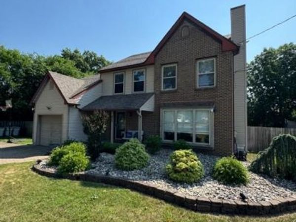 855 S SPRING ROAD, VINELAND, NJ 08361