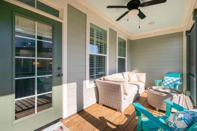 192 Slipper Shell Court Photo 10