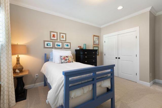192 Slipper Shell Court Photo 16
