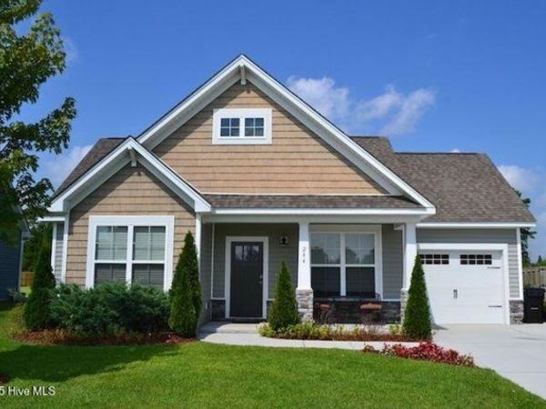 284 SW Southwest Plantation Drive , Maple Hill, NC 28454
