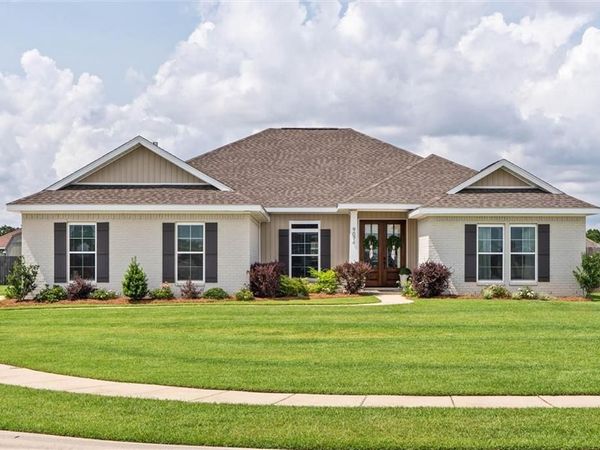 9074 Moses Way , Theodore, AL 36582