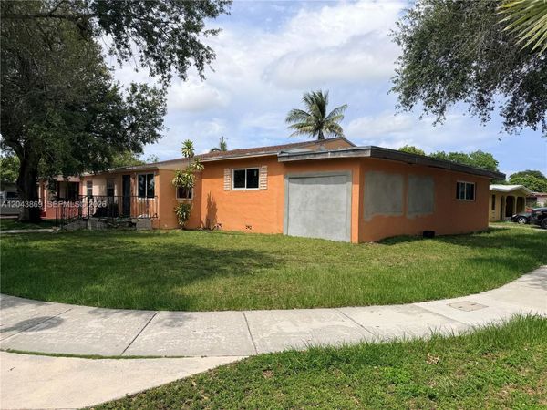 13105 NW 12th Ave , North Miami, FL 33168