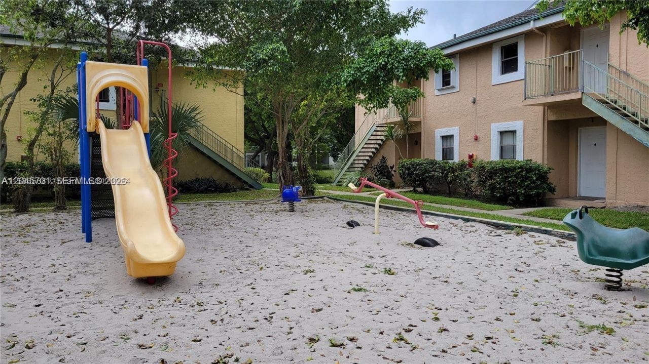 8787 NW 39th St, Unit 8787, Sunrise, FL 33351 Photo