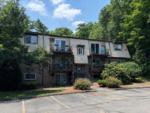 13 Silvestri Circle, Unit 7, Derry, NH 03038