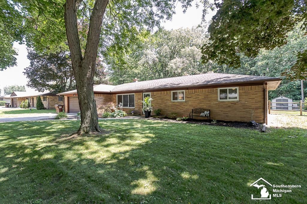9804 Pamela Street, Temperance, MI 48182 Main Photo