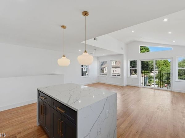 130 N 17Th St, East Orange, NJ 07017