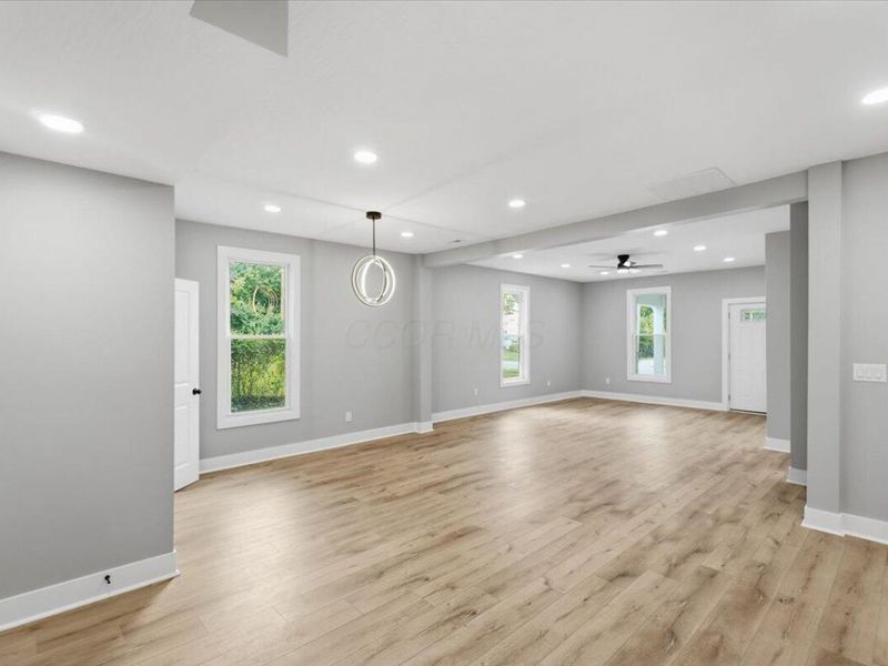 216 E 1st Street , London, OH 43140 Photo 6