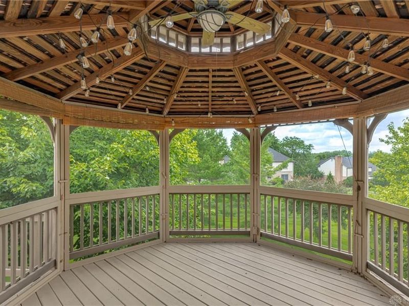 2892 Stone Mill Court, Beavercreek, OH 45434 Photo 11