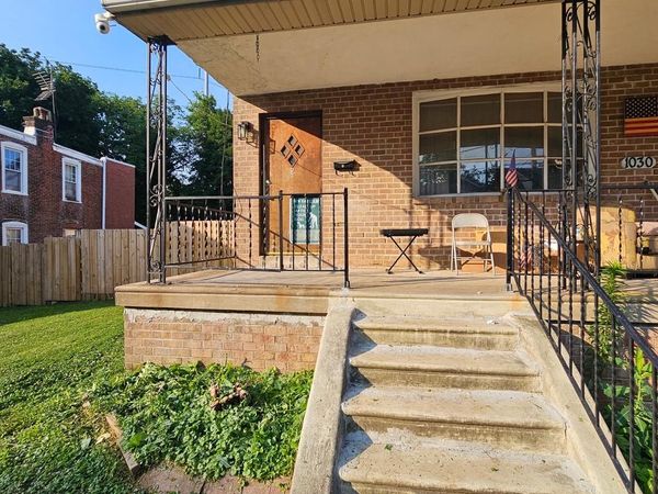1030 LAWRENCE AVENUE, DARBY, PA 19023