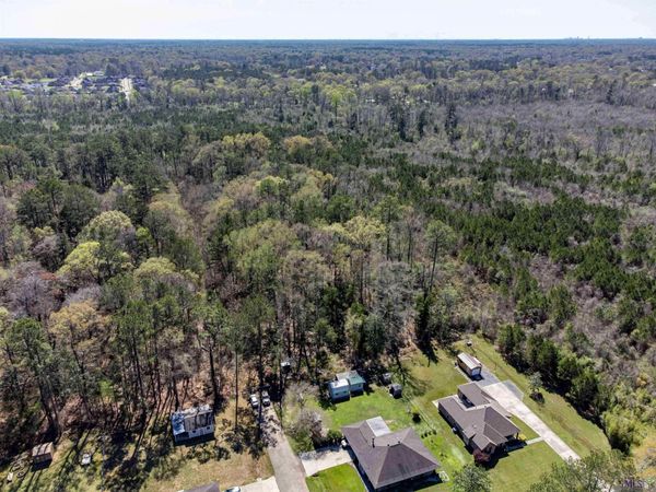 16815 Whispering Pines Dr, Baton Rouge, LA 70739