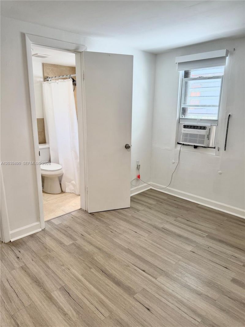 227 SW 26th Rd , Unit Rear, Miami, FL 33129 Photo