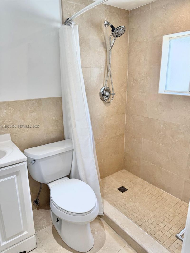 227 SW 26th Rd , Unit Rear, Miami, FL 33129 Photo