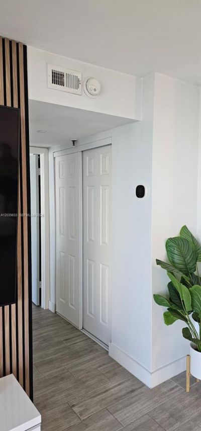 17600 N Bay Rd , Unit N906, Sunny Isles Beach, FL 33160 Photo