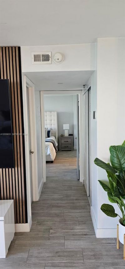 17600 N Bay Rd , Unit N906, Sunny Isles Beach, FL 33160 Photo