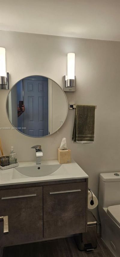 17600 N Bay Rd , Unit N906, Sunny Isles Beach, FL 33160 Photo