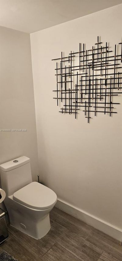 17600 N Bay Rd , Unit N906, Sunny Isles Beach, FL 33160 Photo