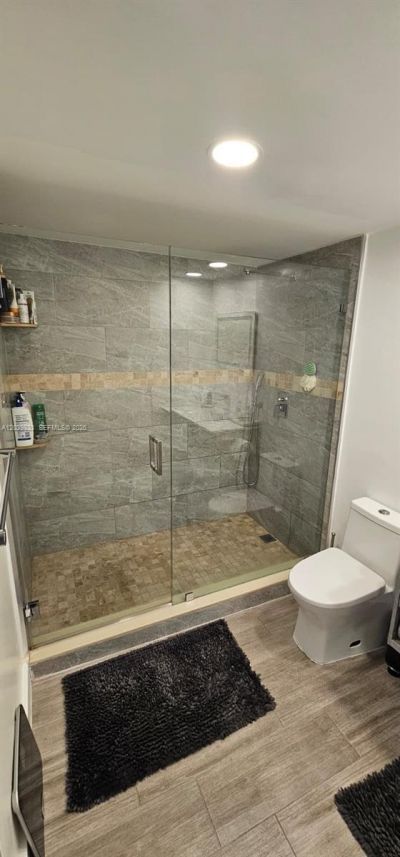 17600 N Bay Rd , Unit N906, Sunny Isles Beach, FL 33160 Photo