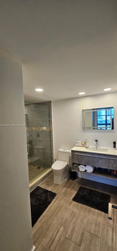 17600 N Bay Rd , Unit N906, Sunny Isles Beach, FL 33160 Photo