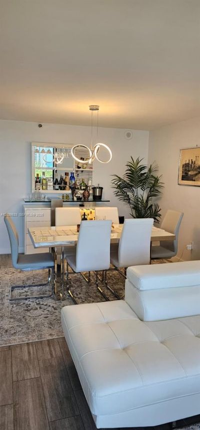 17600 N Bay Rd , Unit N906, Sunny Isles Beach, FL 33160 Photo
