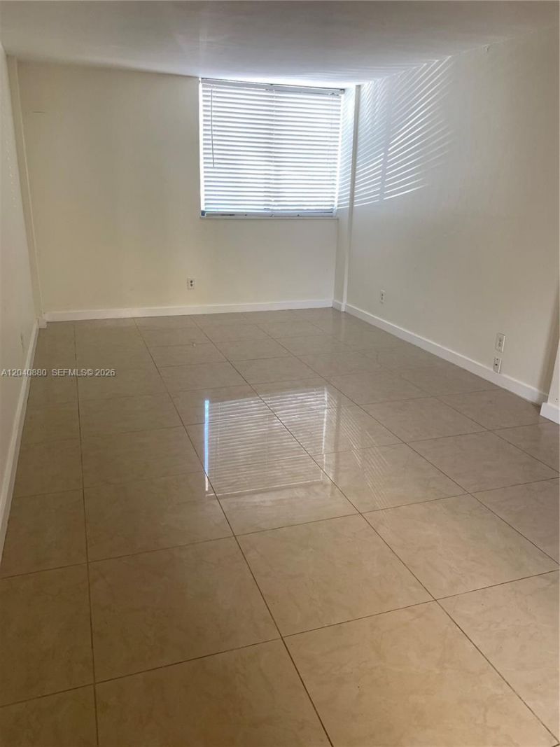 2715 Tigertail Ave, Unit 109, Miami, FL 33133 Photo