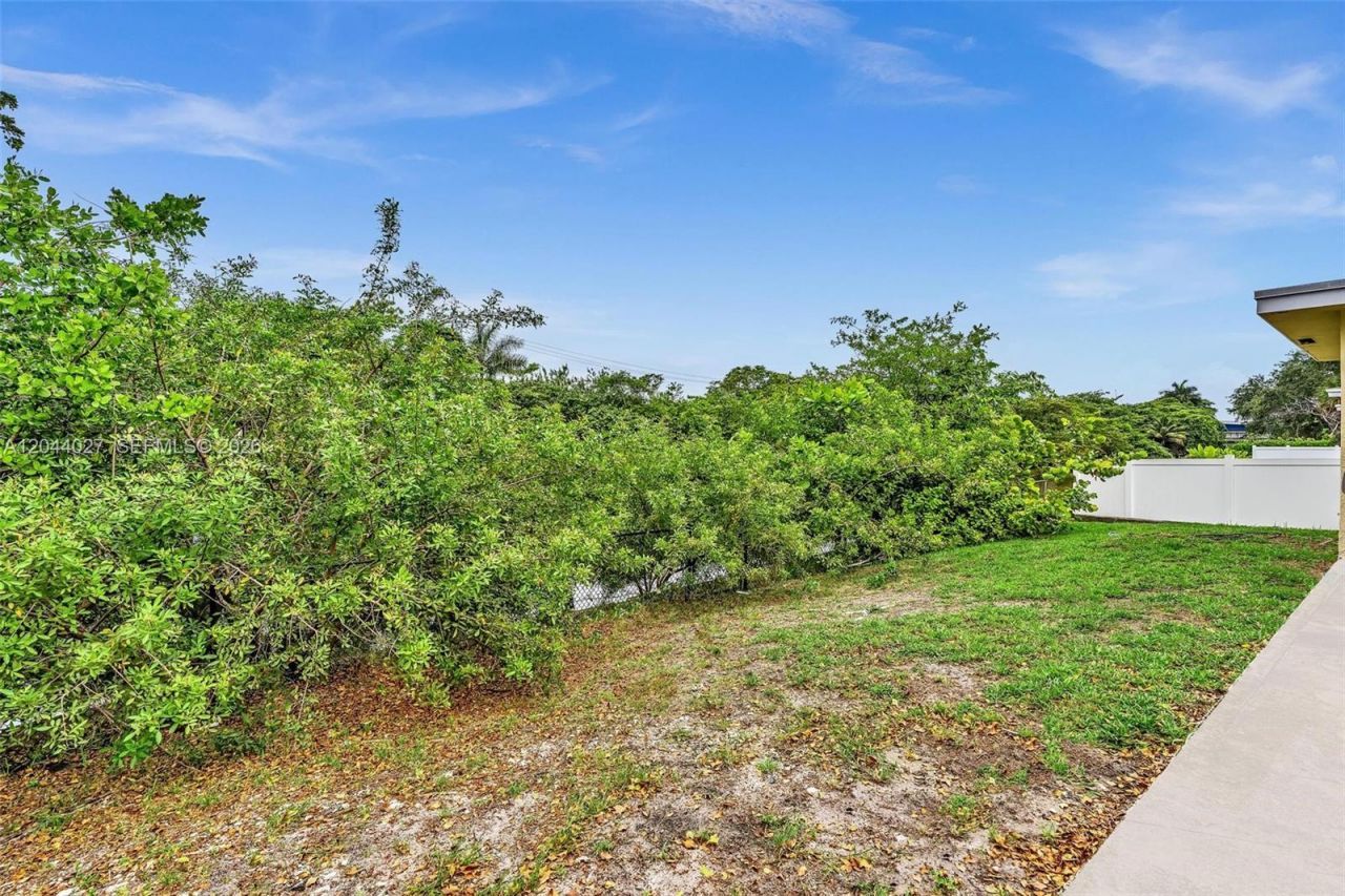 1808 NW 3rd Ct, Fort Lauderdale, FL 33311 Photo