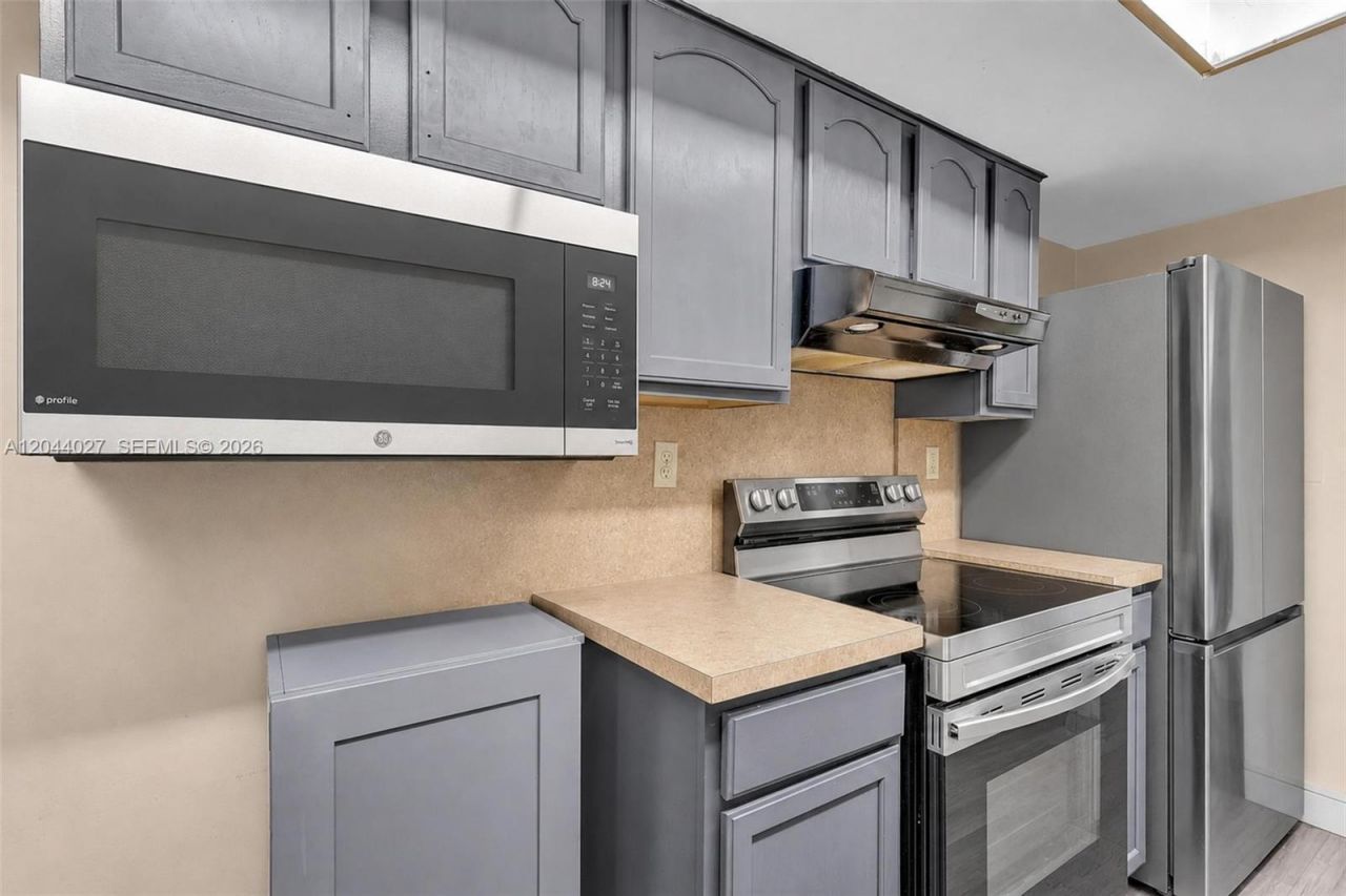 1808 NW 3rd Ct, Fort Lauderdale, FL 33311 Photo