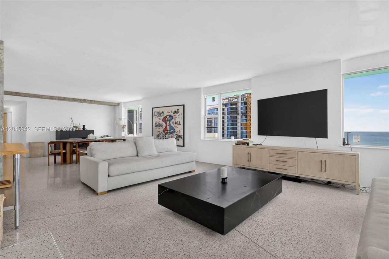 5255 Collins Ave , Unit 12E, Miami Beach, FL 33140 Photo