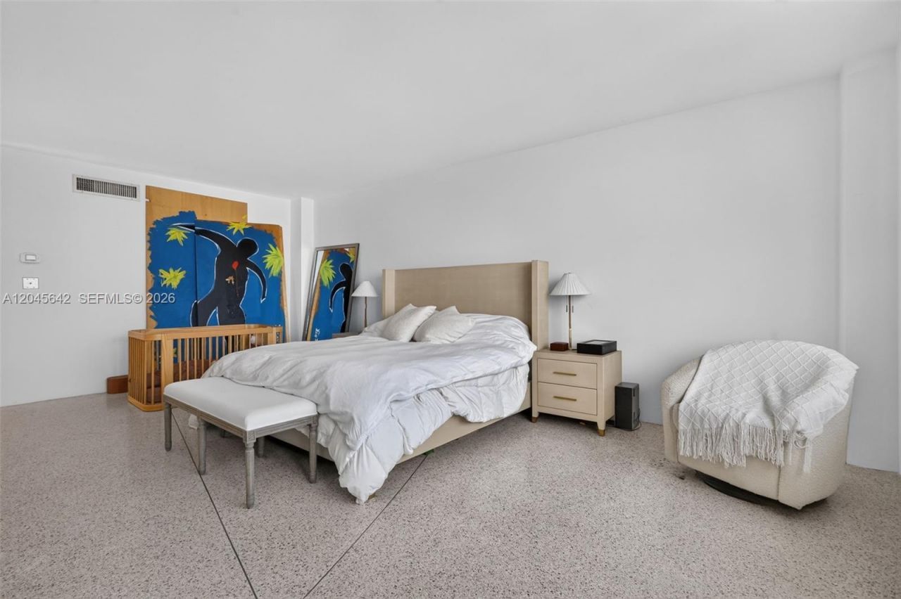 5255 Collins Ave , Unit 12E, Miami Beach, FL 33140 Photo