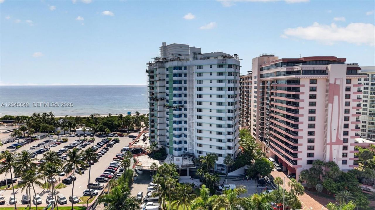 5255 Collins Ave , Unit 12E, Miami Beach, FL 33140 Photo