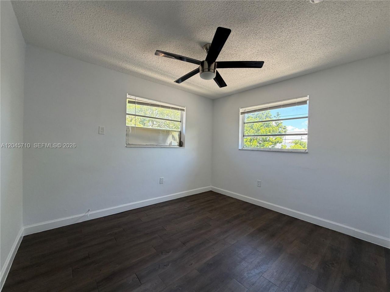 5954 NE 4th Ct , Unit 6, Miami, FL 33137 Photo