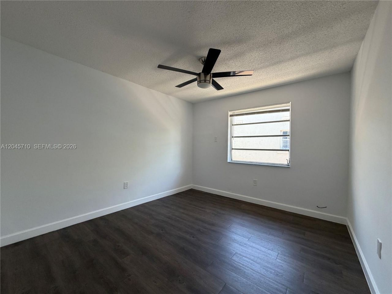 5954 NE 4th Ct , Unit 6, Miami, FL 33137 Photo