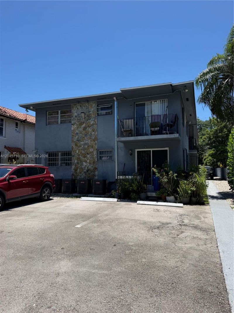 5954 NE 4th Ct , Unit 6, Miami, FL 33137 Photo