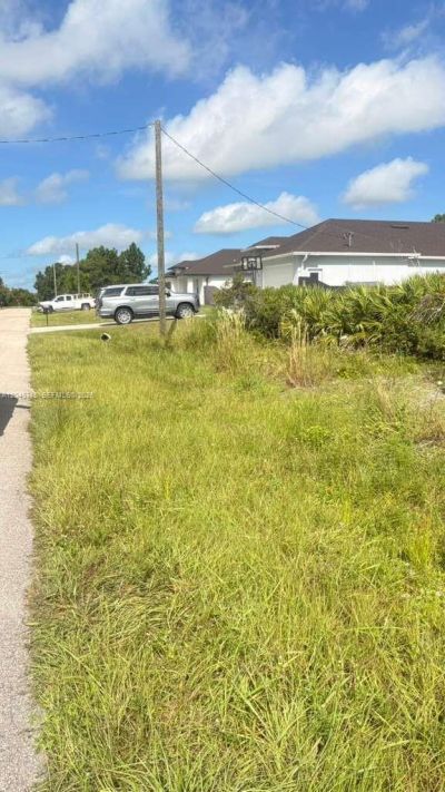 2806 54th St W, Lehigh Acres, FL 33971 Photo