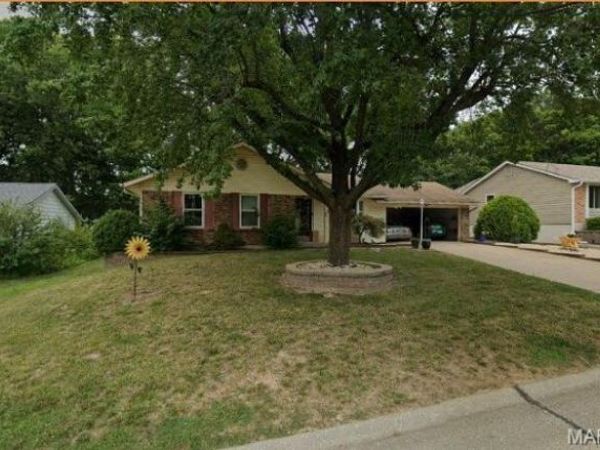 4133 Providence Drive , St Charles, MO 63304