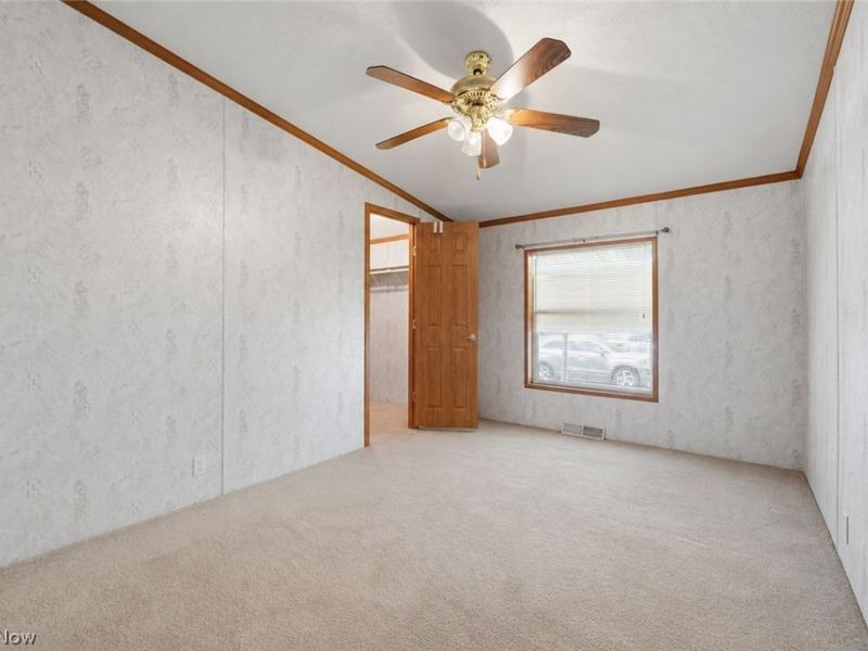445 Pin Oak Circle, Elyria, OH 44035 Photo 15