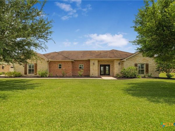 135 Wellspring Boulevard , Victoria, TX 77904