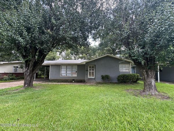 3024 Oak Forest Drive, Jackson, MS 39212